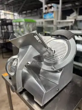 Meat slicer
Merk Hobart
Mulus ori normal
Diameter pisau 30cm
Harga 8jt