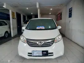 Honda freed facelift 2012 matic