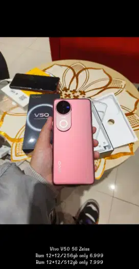 Promo cashback bulan 500k Vivo V50 5G with ZEISS