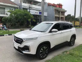Wuling Almaz 2021
