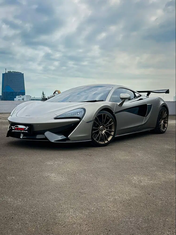 MCLAREN 570S (2016) GOOD CONDITION