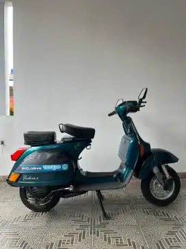 Vespa P150 X Exclusive 2 2003 Hijau Metalik Original Pabrik Istimewa