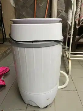 Mesin cuci mito wm1