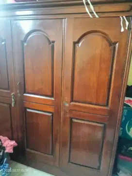 Lemari Jati Asli