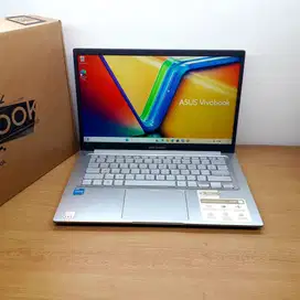 Laptop Asus Vivobook A1404ZA