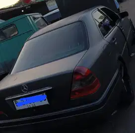 Mercedes benz c200 AT 1996