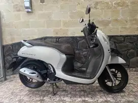 Dijual Scoopy Prestige White 2023