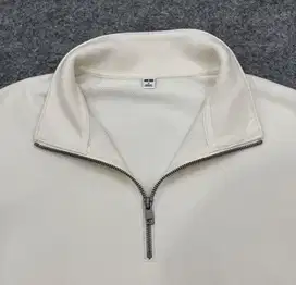 halfzip uniqlo white