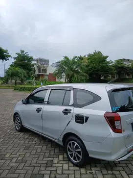 Daihatsu Sigra AT 2016 Antik km 36rb