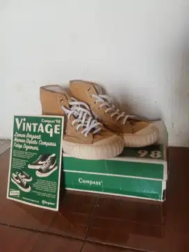 compass vintage