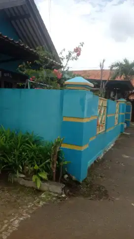 Dibutuhkan ART (Wanita) max. usia 40 tahun