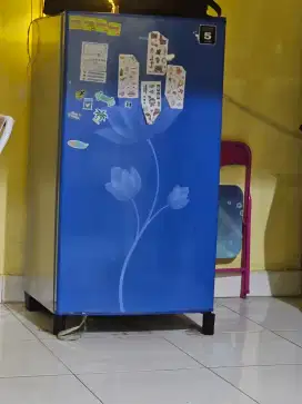 Kulkas Merk Polytron 1 Pintu Kondisi OK