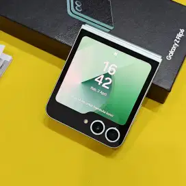 Samsung Z Flip 6 Mint 12/256 GB SEIN Garansi On
