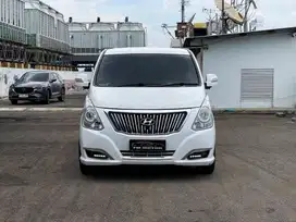 Hyundai H1 H-1 Royale Limited Bensin 2018 AT 2.4, Km 82Ribu