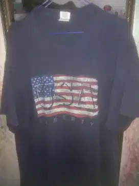T-shirt/Kaos atasan Gildan