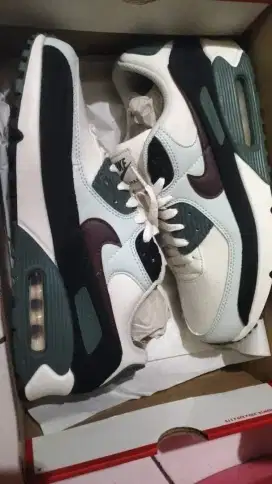 NIKE AIR MAX 90 PRM