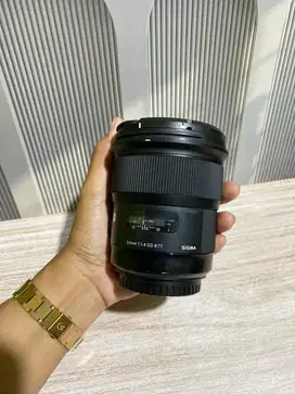 [LENSA] Lensa sigma art 24mm f1.4 fullset - Second Bergaransi