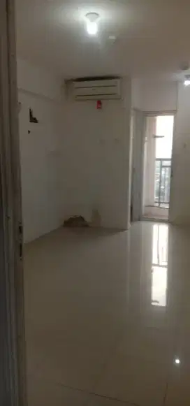 Apartemen bassura city studio kosongan tower H