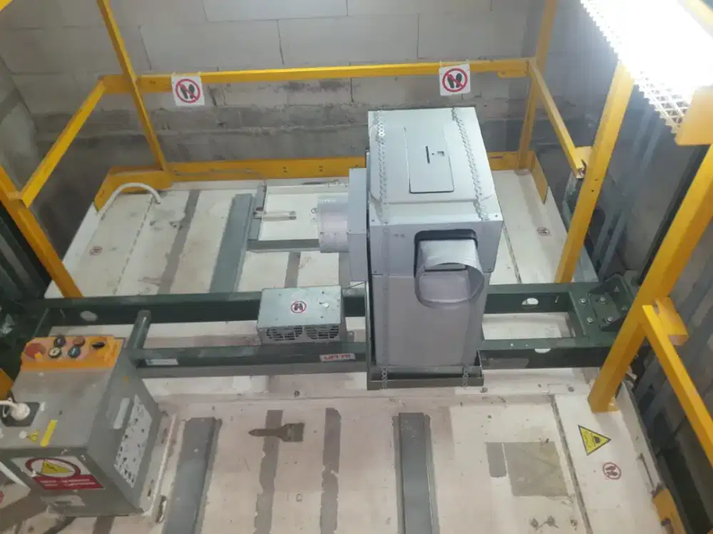 Dicari Helper AC Harian