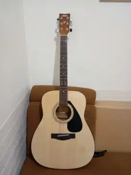 Gitar yamaha acustic f310
