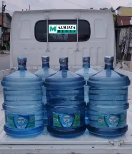 Produk AINIQUA, Air Minum Murni Dalam Kemasan.