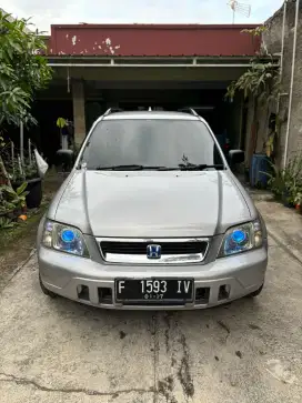Jual santai Honda CRV gen 1 th 2000 Silver