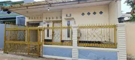 Rumah dan kontrakan 5 pintu