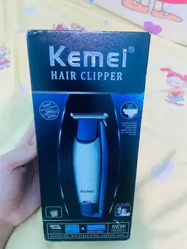 Kemei 5021 Alat Cukur Pria Rechargeable