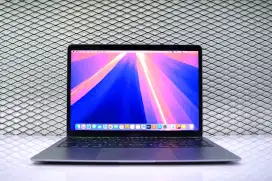 macbook air m1 2020 13inch.RAM 8GB.SSD512GB