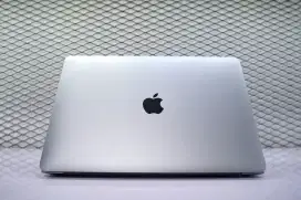 MacBook Pro 2019 13inch Touchbar.CORE i5.RAM8GB.SSD256GB