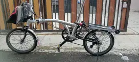 Sepeda lipat tiga