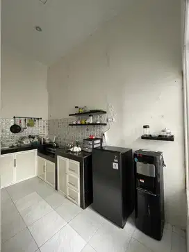 DIJUAL : Rumah Luas Cantik Dekat Gedung Pertemuan Aman Jiba