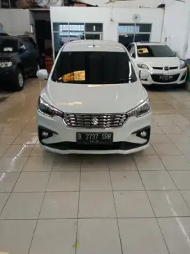 SUZUKI ERTIGA GX 1.5 AT