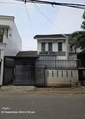 Rumah Pinggir Jalan Cocok Untuk Usaha di Dukuh Zamrud Bekasi