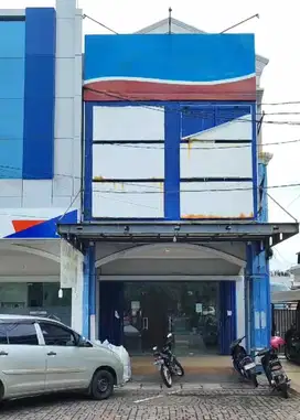 Ruko 2 lantai strategis jl Ngaliyan siap pakai