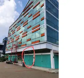 Ruko Jalan Pejuang Bekasi 5x12m 4 lantai, bisa masuk container, murah