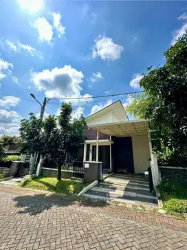 Rumah minimalis siap huni di Greenland, Tidar