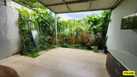 Di Jual Rumah Cantik Siap Huni Hadap Selatan di Cibubur Country