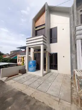 Rumah 2 lantai nempel GDC Depok 700jtan Cash KPR dp 0 free biaya