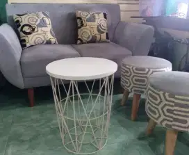 Dijual sofa beserta mejanya