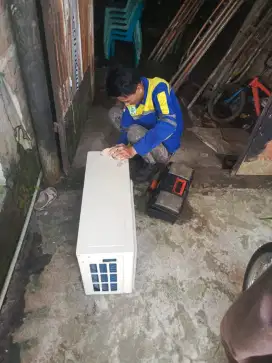 SERVICE AC PASTI JASA