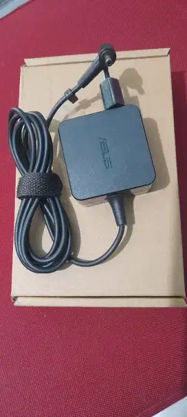 Adaptor Charger Laptop Asus E410