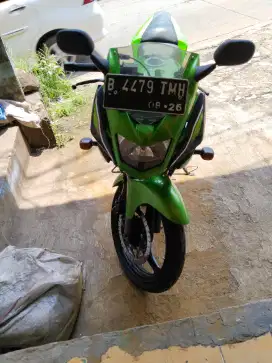 Ninja RR Tahun 2015 di jual cepat