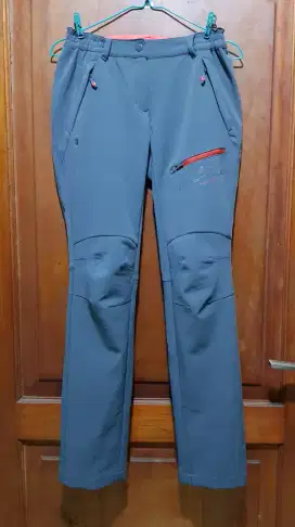 CELANA OUTDOOR LAFUMA BNWT