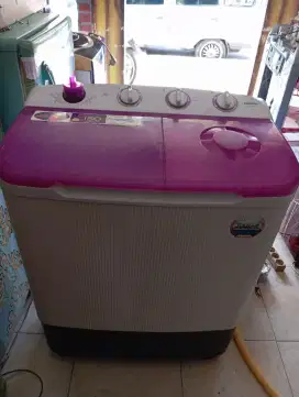 Mesin cuci 2 tabung bekas Mer Sanken kap 7 kg mesin baru