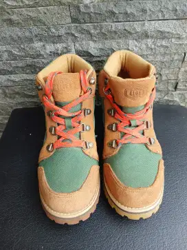 Sepatu Eiger Original