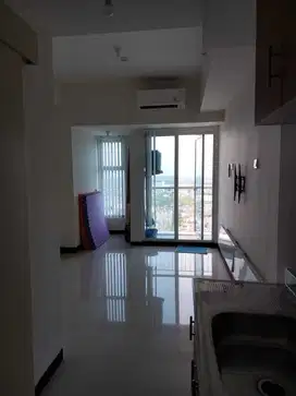 Apartemen Eastcoast Mansion Tower Amor Lantai 31 View City