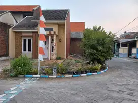 Rumah pojok luas 120meter SHM