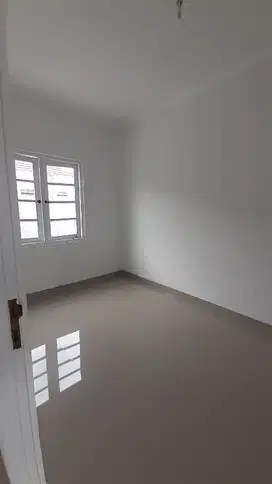 Dijual cepat rumah strategis dekat pintu tol kota wisata
