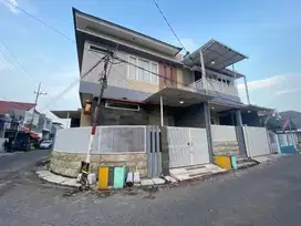 MULYOSARI HOOK‼️Rumah 2 Lantai Lebar 8 dekat Pakuwon City Sukolilo